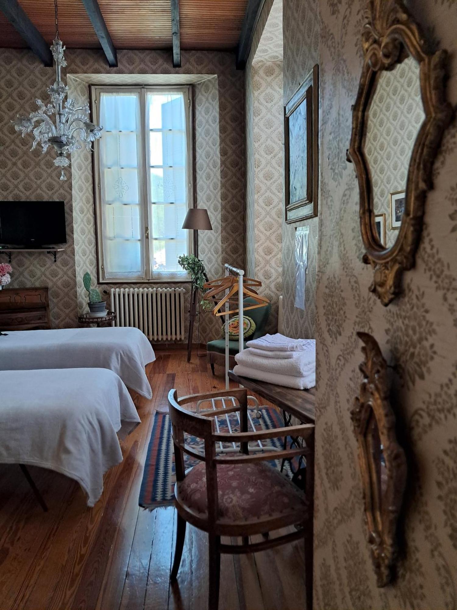 Bed & Breakfast Chiara San Sebastiano Curone Bagian luar foto