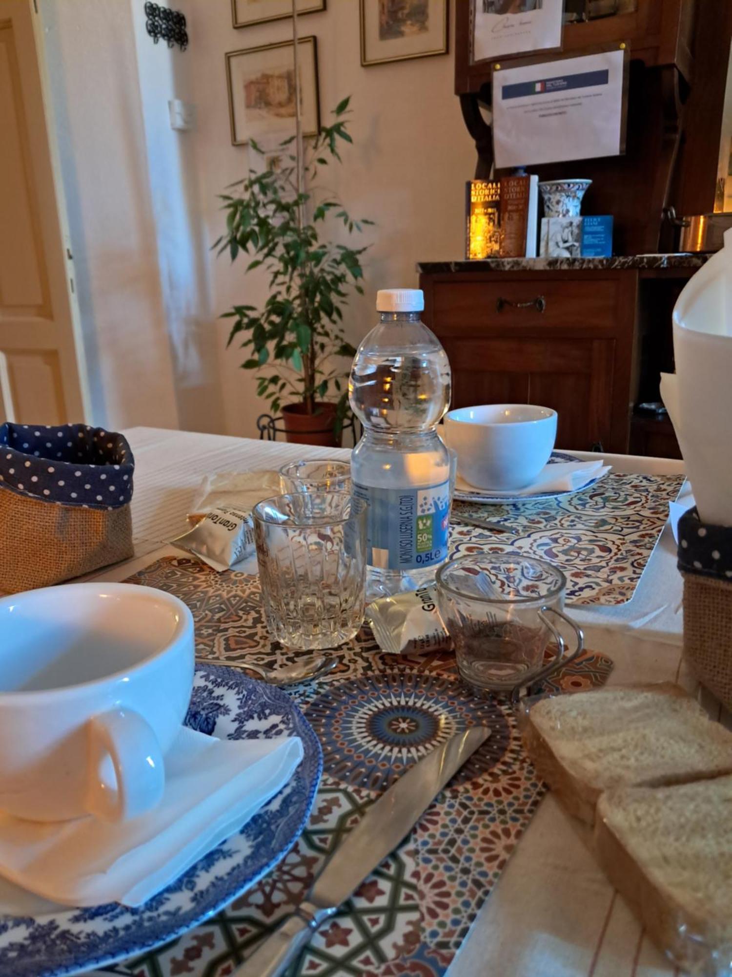 Bed & Breakfast Chiara San Sebastiano Curone Bagian luar foto